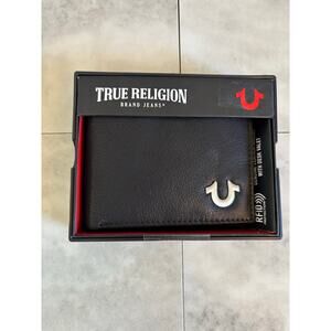 True Religion Men's Genuine Leather Bifold Wallet Black RFID New